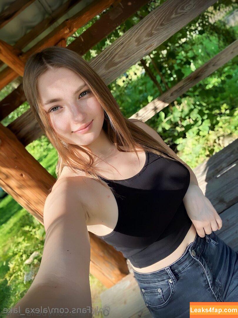 alexa_lake / lexarae93 leaked photo photo #0040