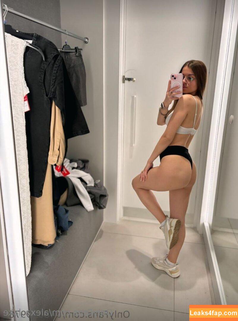alexa_lake / lexarae93 leaked photo photo #0045