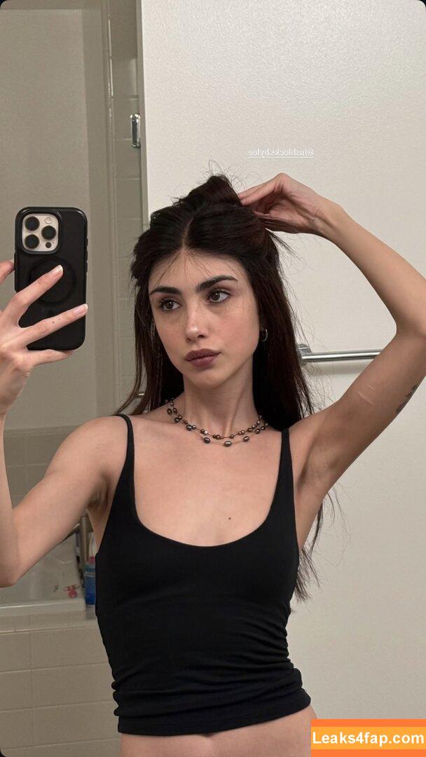 Alexa Mansour / alexamansour leaked photo photo #0661