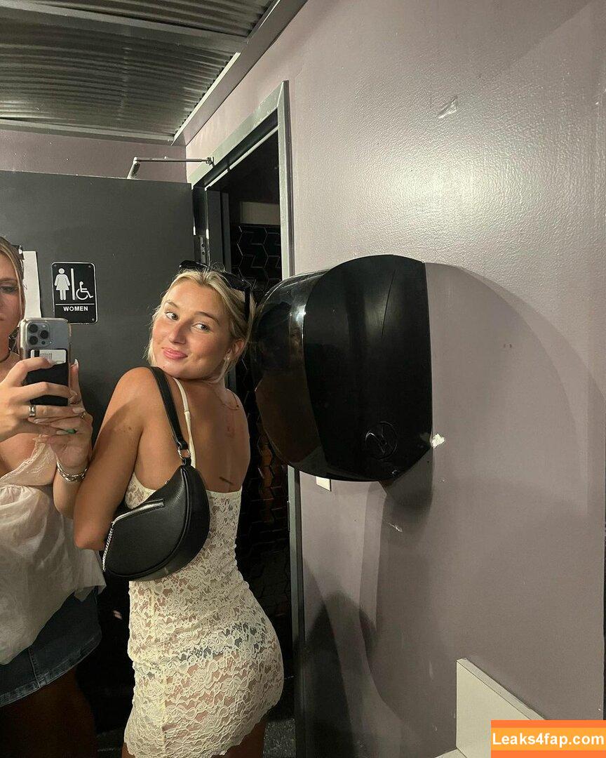 Alexa Meyer / alexameyerrr leaked photo photo #0007