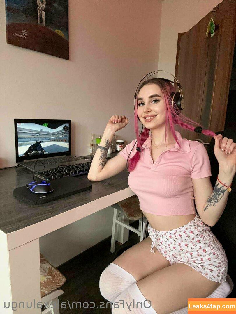 alexalungu /  leaked photo photo #0028