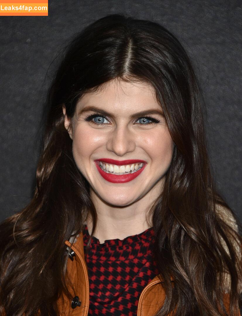 Alexandra Daddario / alexandradaddario слитое фото фото #0545