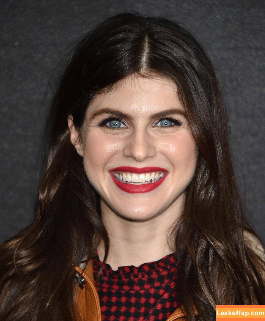 Alexandra Daddario / alexandradaddario слитое фото фото #0546