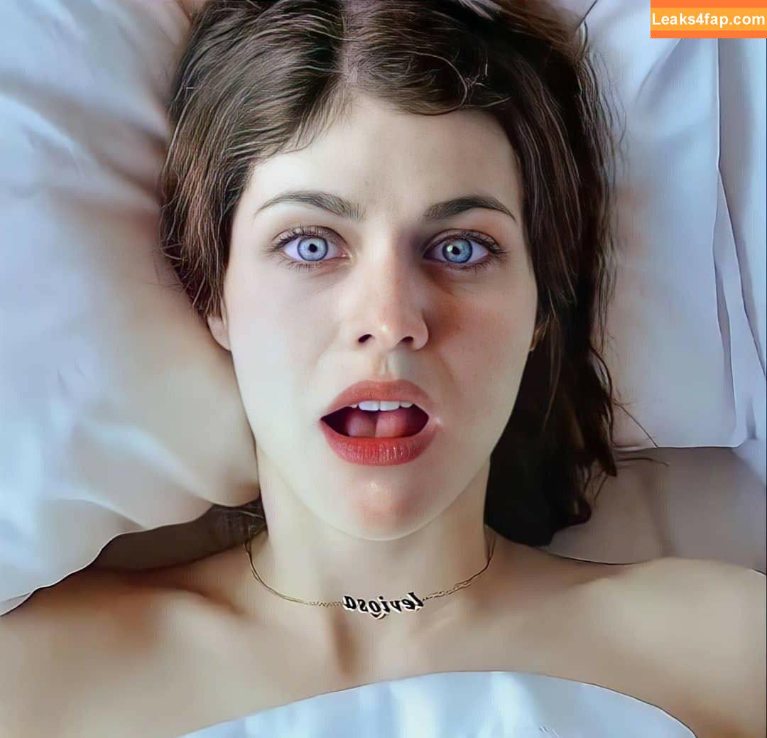 Alexandra Daddario / alexandradaddario слитое фото фото #0560