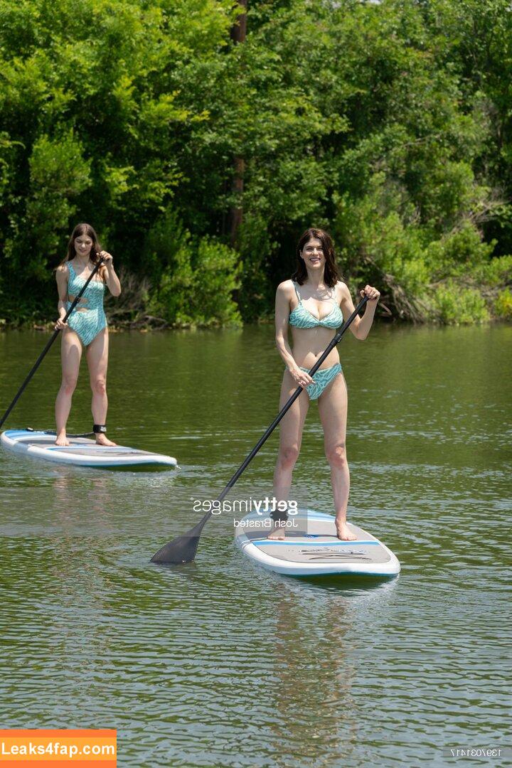 Alexandra Daddario / alexandradaddario слитое фото фото #0682