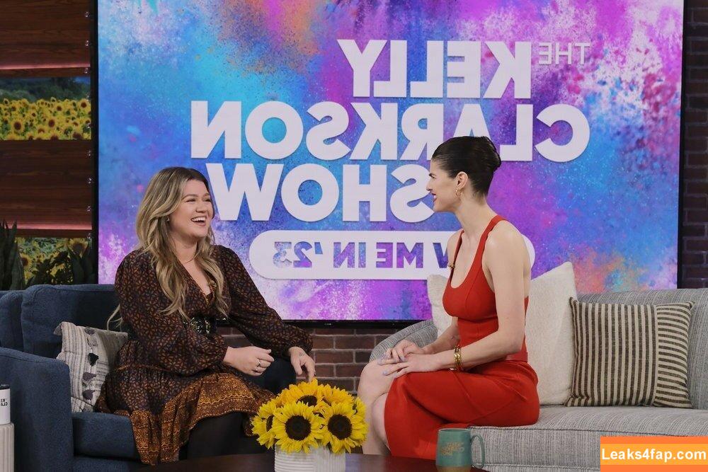 Alexandra Daddario / alexandradaddario leaked photo photo #0687