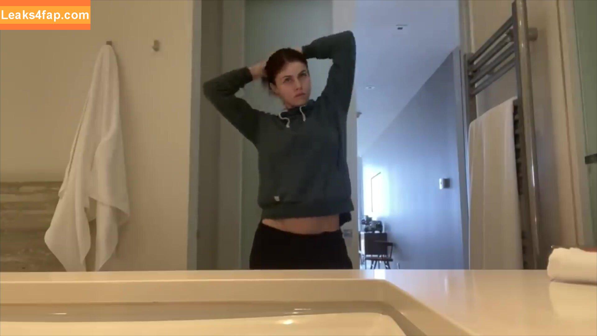 Alexandra Daddario / alexandradaddario слитое фото фото #0694