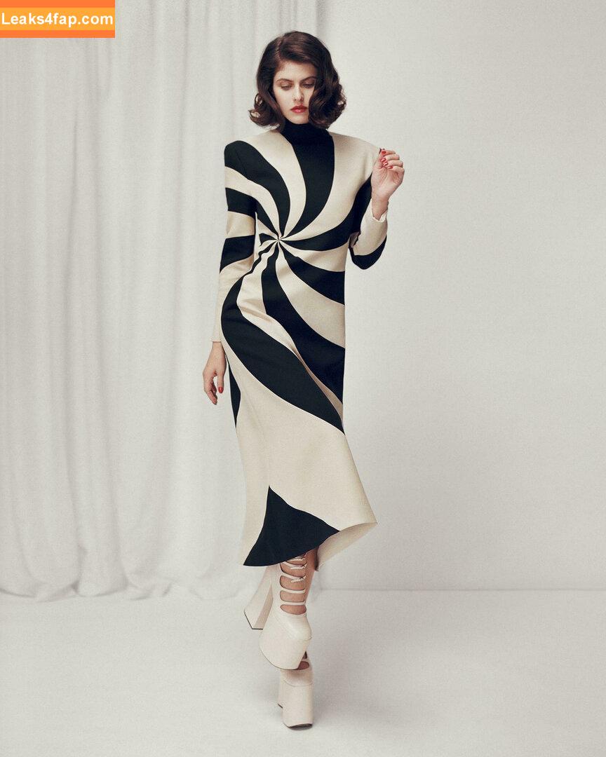 Alexandra Daddario / alexandradaddario leaked photo photo #0757