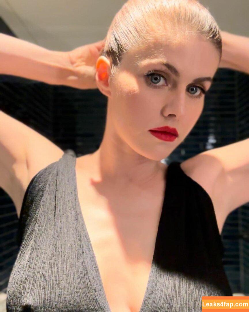 Alexandra Daddario / alexandradaddario leaked photo photo #0795
