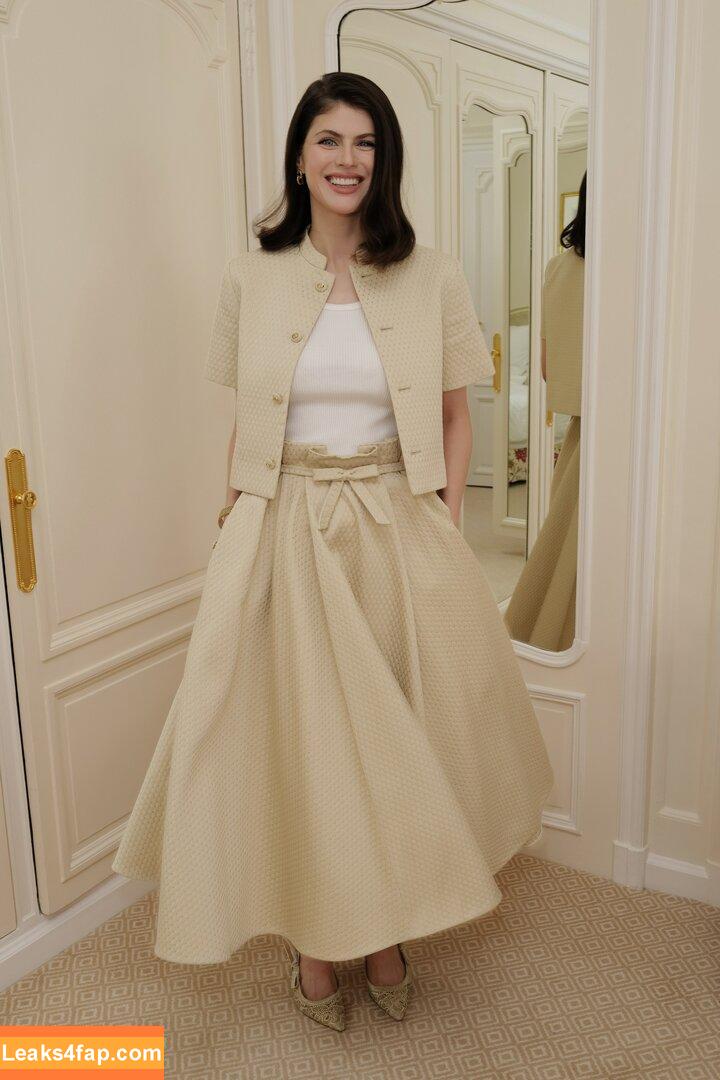 Alexandra Daddario / alexandradaddario слитое фото фото #0858