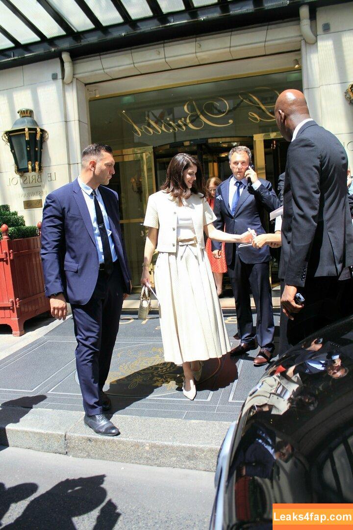 Alexandra Daddario / alexandradaddario слитое фото фото #0863