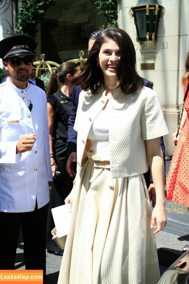 Alexandra Daddario / alexandradaddario слитое фото фото #0865