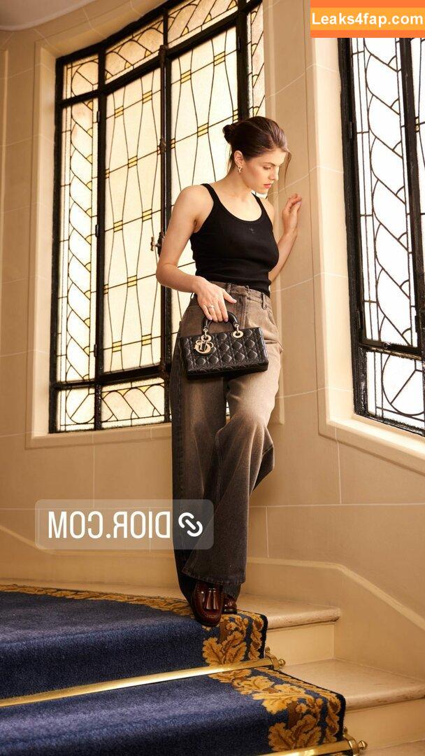 Alexandra Daddario / alexandradaddario слитое фото фото #0948