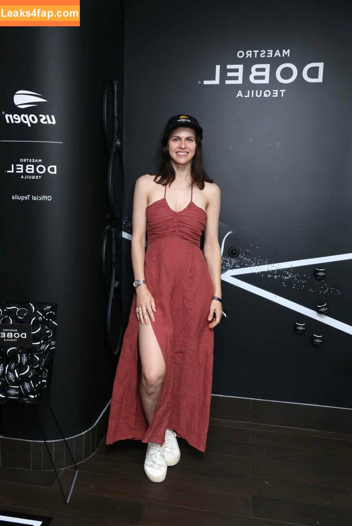 Alexandra Daddario / alexandradaddario слитое фото фото #0984