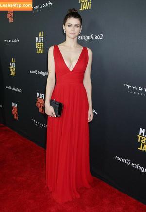 Alexandra Daddario photo #0121