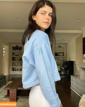 Alexandra Daddario photo #0269