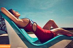 Alexandra Daddario photo #0319