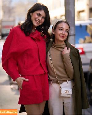 Alexandra Daddario photo #0429