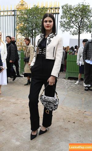 Alexandra Daddario photo #0517