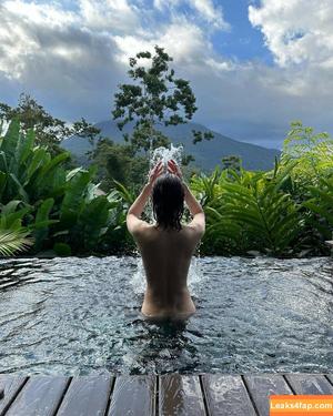 Alexandra Daddario photo #0690