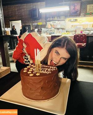 Alexandra Daddario photo #0792