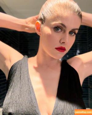 Alexandra Daddario photo #0795