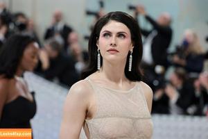 Alexandra Daddario фото #0999