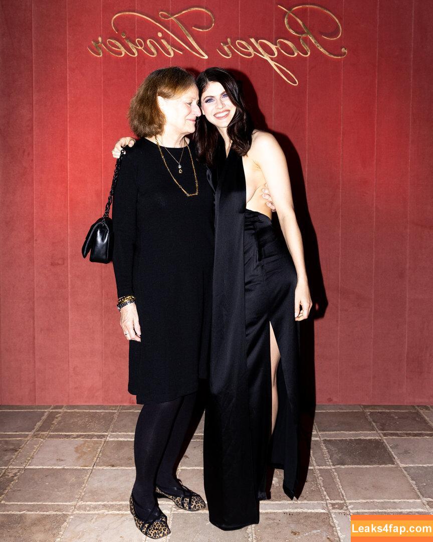 Alexandra Daddario / alexandradaddario слитое фото фото #1200