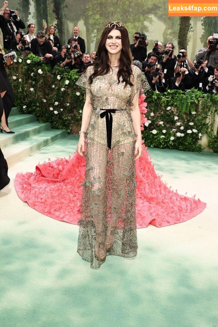 Alexandra Daddario / alexandradaddario слитое фото фото #1972