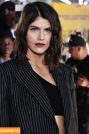Alexandra Daddario фото #1017