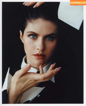 Alexandra Daddario фото #1029