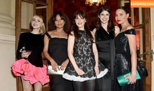 Alexandra Daddario фото #1190