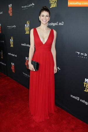 Alexandra Daddario фото #1318