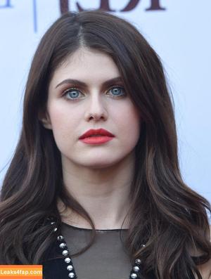 Alexandra Daddario фото #1580