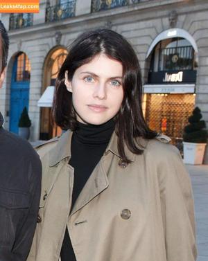 Alexandra Daddario фото #1660