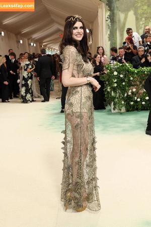 Alexandra Daddario photo #1998