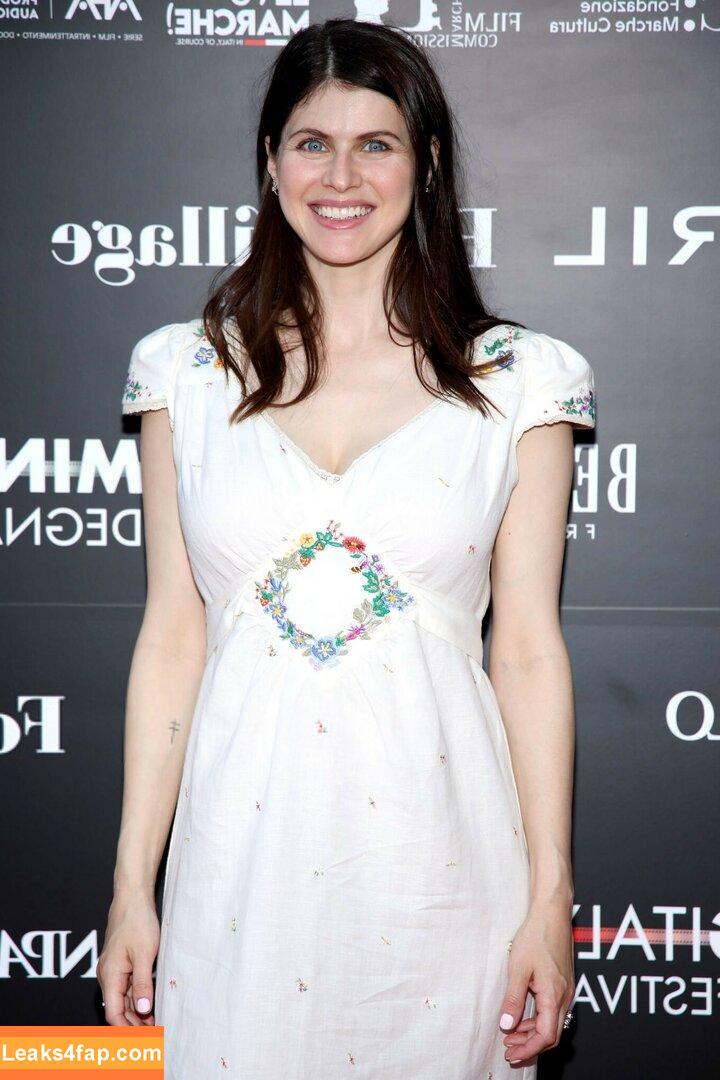 Alexandra Daddario / alexandradaddario слитое фото фото #2421