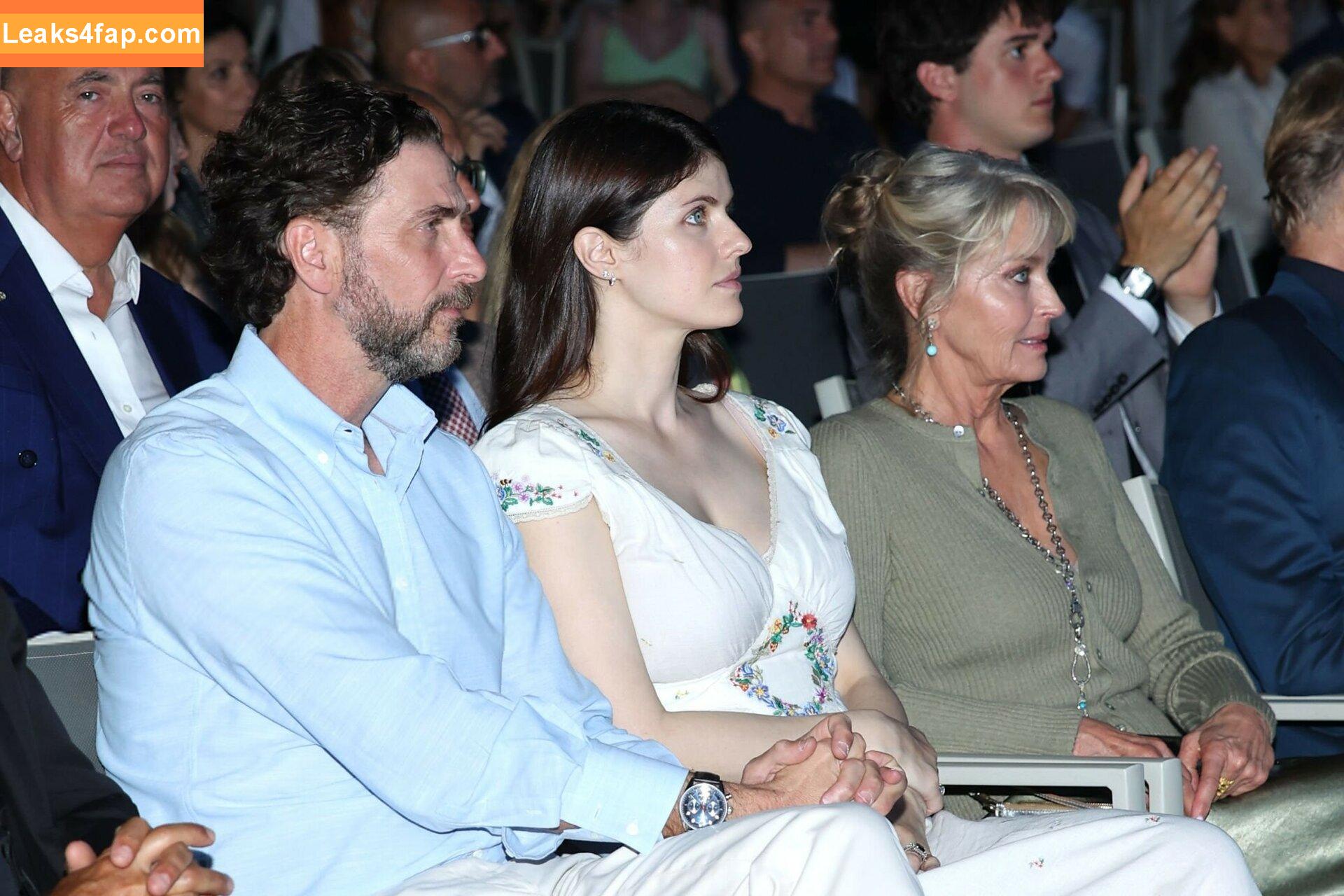 Alexandra Daddario / alexandradaddario слитое фото фото #2434