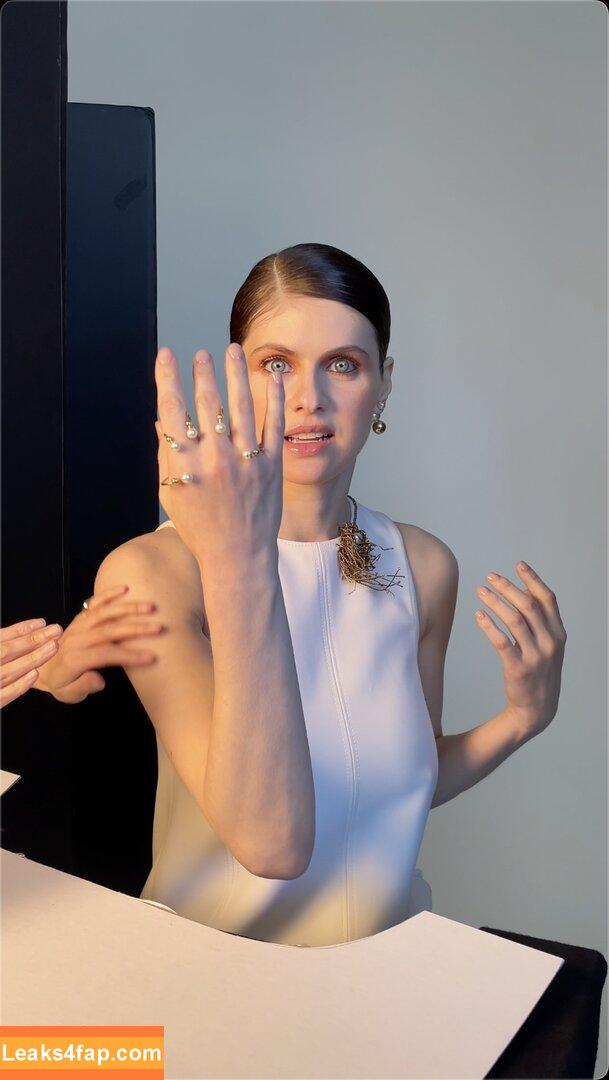Alexandra Daddario / alexandradaddario слитое фото фото #2755