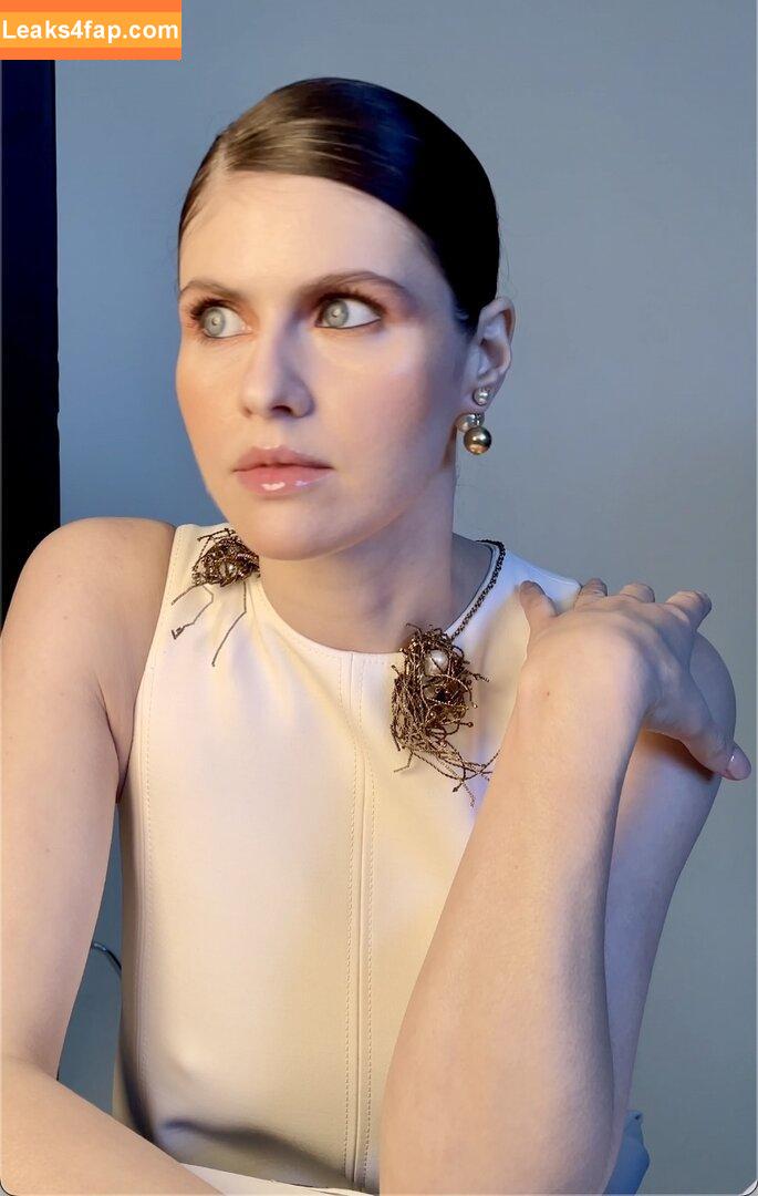 Alexandra Daddario / alexandradaddario слитое фото фото #2775