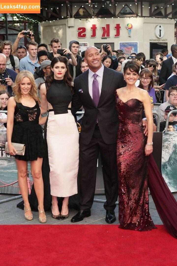 Alexandra Daddario / alexandradaddario слитое фото фото #2860