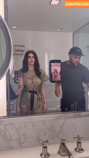 Alexandra Daddario photo #2006