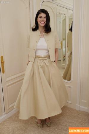 Alexandra Daddario photo #2093