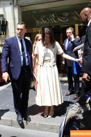 Alexandra Daddario photo #2112