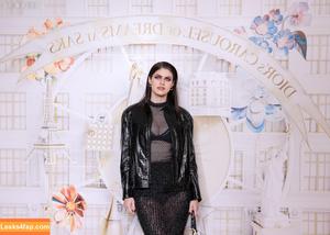 Alexandra Daddario photo #2245