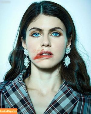 Alexandra Daddario фото #2382