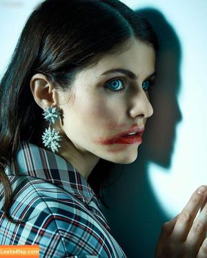 Alexandra Daddario фото #2383