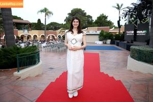 Alexandra Daddario фото #2439