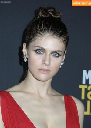 Alexandra Daddario фото #2486