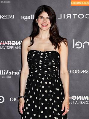 Alexandra Daddario фото #2583